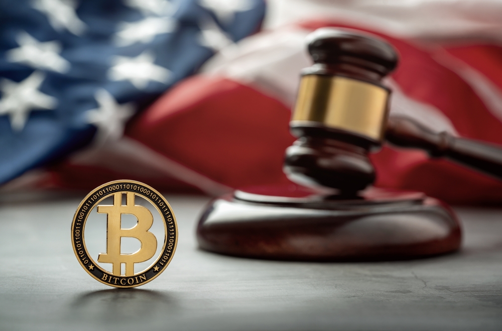 Senator Lummis Tables Bitcoin Reserve Bill to Bolster US Dollar